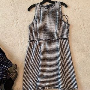 Cute fit and flarework dress navy and white boucle